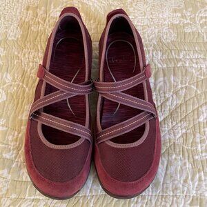 Dansko Hazel Mary Janes 39